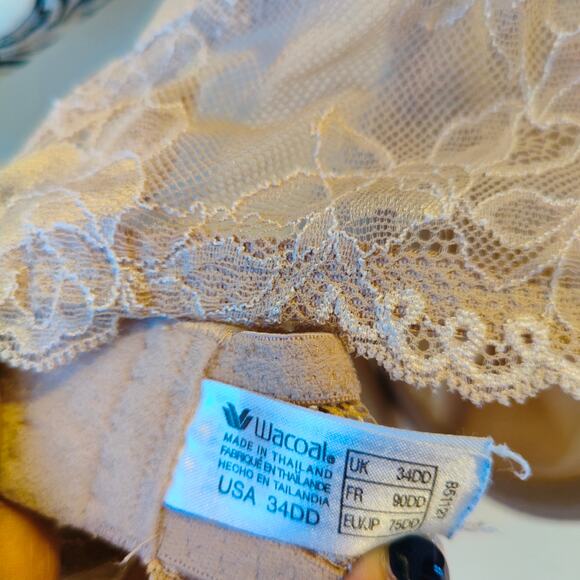 Wacoal 34DD/ 34E Beige Tan Nude Lace Soft Cup Underwire Bra Intimate Lingerie - Picture 4 of 6